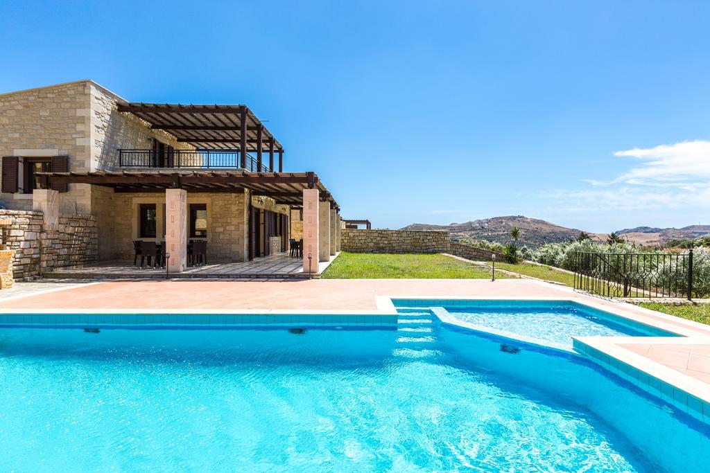 Poseidon Villa, Nestled In The Picturesque South, By Thinkvilla Lefkogeia Eksteriør bilde